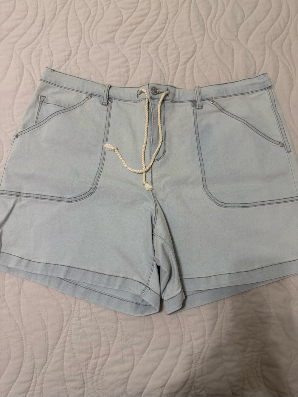 Gloria Vanderbilt Light Blue Drawstring Denim Shorts